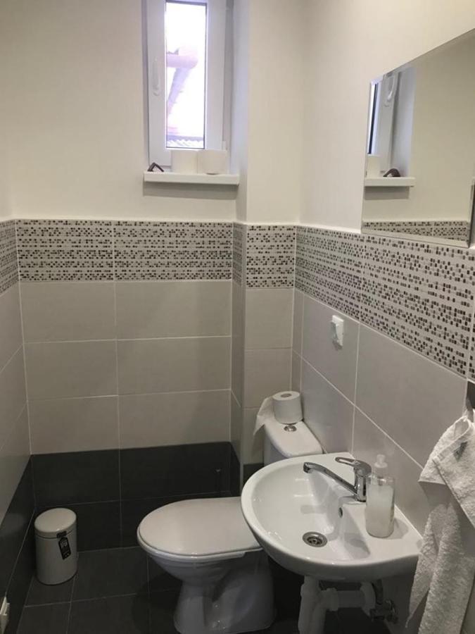 Roland Apartment Velky Meder